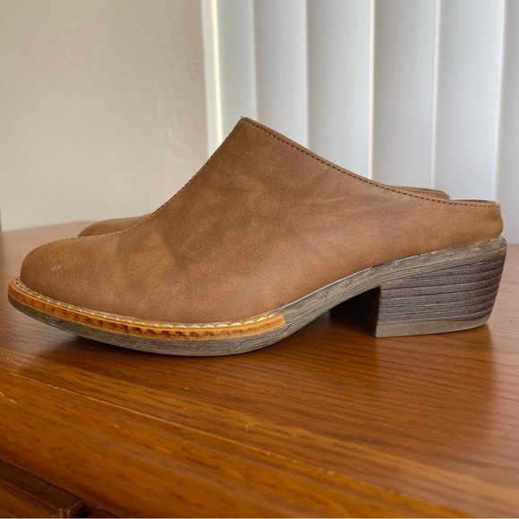 American Rag Segovia Mule Clog Color Saddle Size 7 - Picture 2 of 13